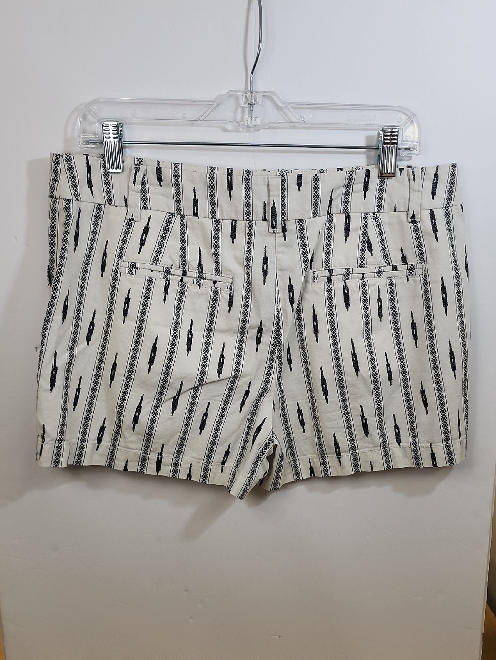 LOFT Cream Black Stripe Woven Shorts Size 8